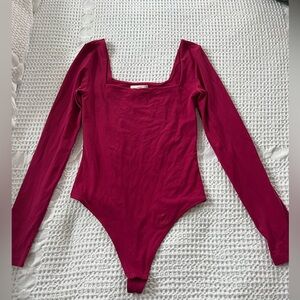 Aritzia Babaton Contour Squareneck Longsleeve Bodysuit Size S